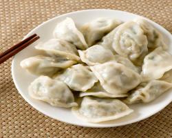 B22. Dill Dumplings (12 pcs) 茴香水餃